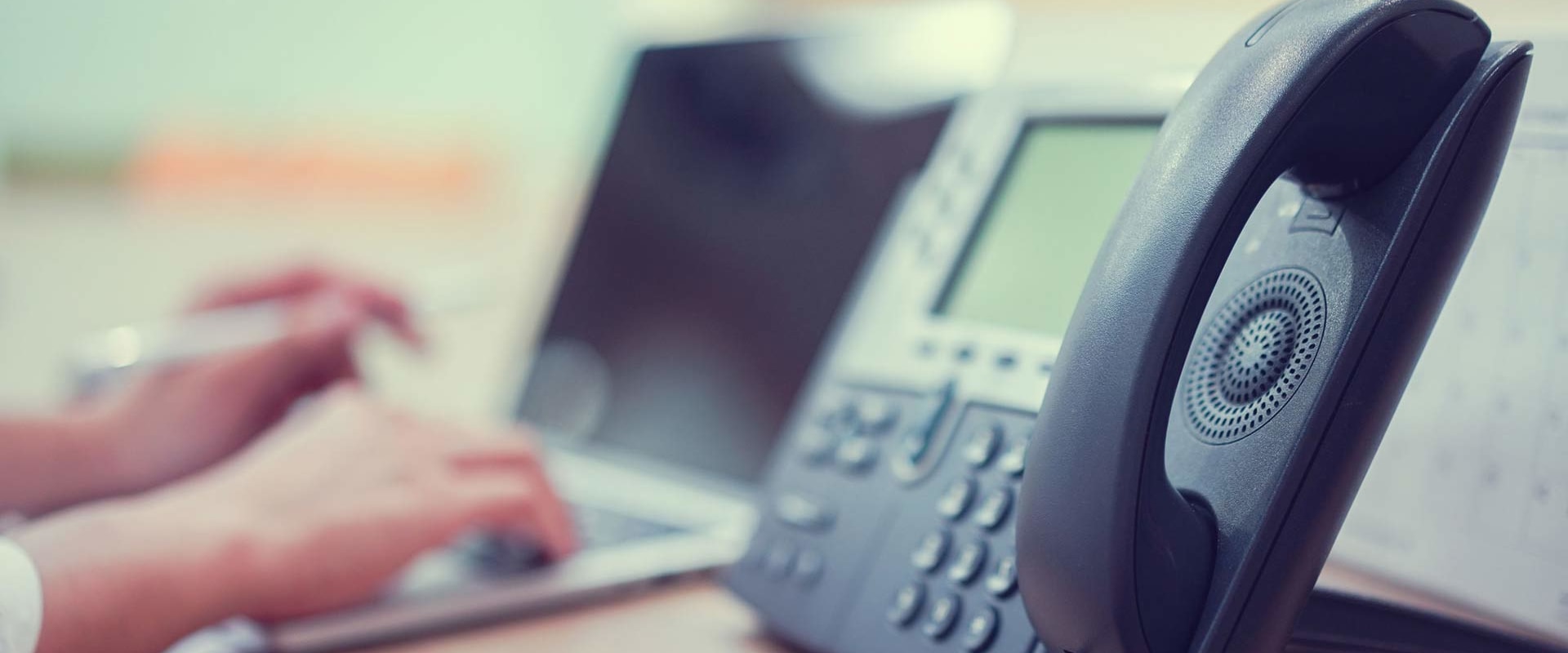 The Advantages of Subscribing to a VoIP Service