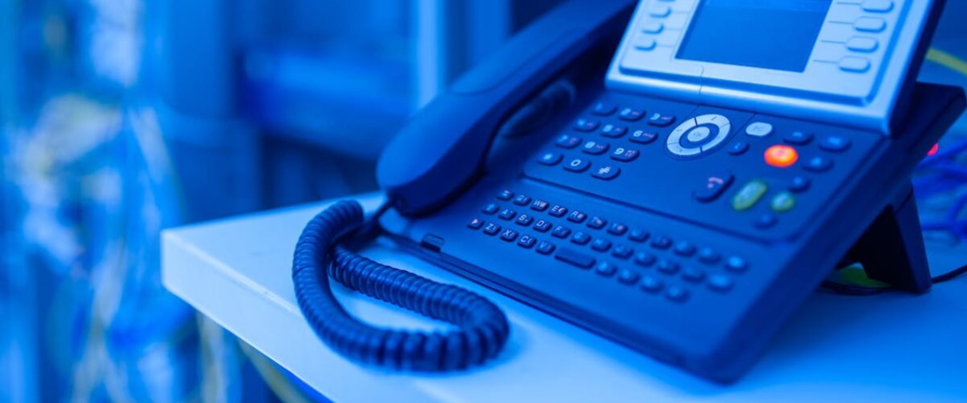 The Ultimate Guide to Choosing the Best VoIP Phone Service for Small Businesses